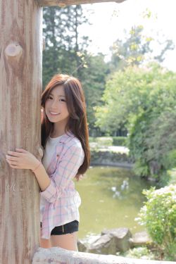 苹果梁家辉 封面